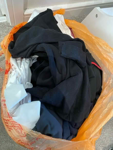 Photo of free School uniform for girls,books, bag (RM13) #1