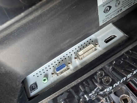 Photo of free LCD tv (Heathfield TN21) #2