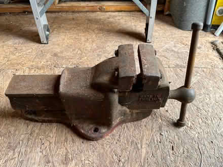 Photo of free Heavy duty vice (Maldon CM9) #2