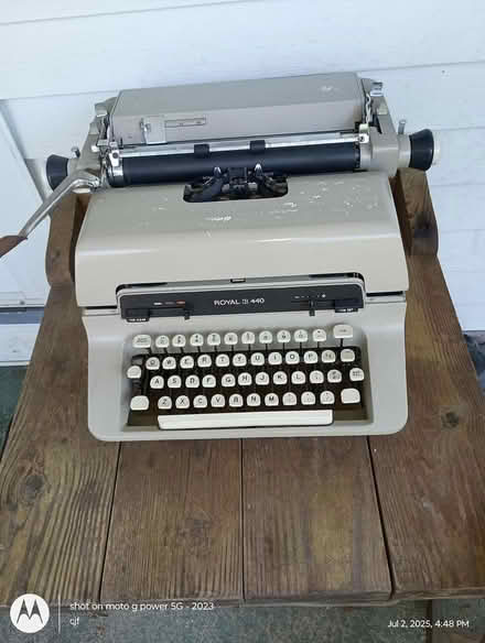 Photo of free Typewriter (73 Main Blvd, Ewing Twp.) #1