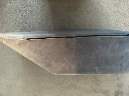 Photo of free Leg support cushion (Welwyn Garden City AL7) #4