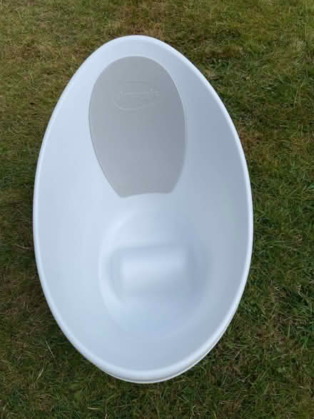 Photo of free Baby bath (Halstead TN14) #3