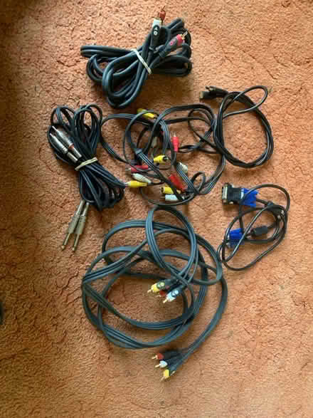 Photo of free AV / Audio / misc cables (Cosham PO6) #1