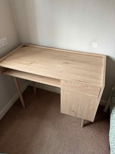 Photo of free Desk (Chesterfield S40) #1