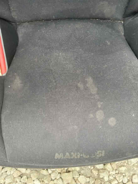 Photo of free Car seat (Oakley HP18) #3