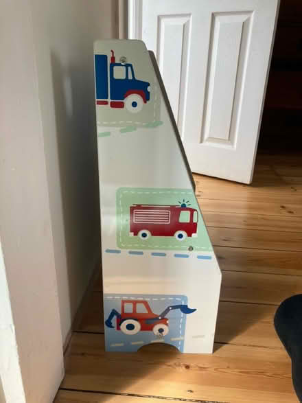 Photo of free Child’s bookshelf (S8 woodseats) #2