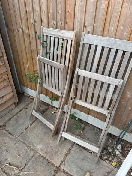 Photo of free Garden table and chairs (IG5 0hp) #1