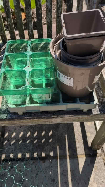 Photo of free Selection of pots and trays (Stroud) #1