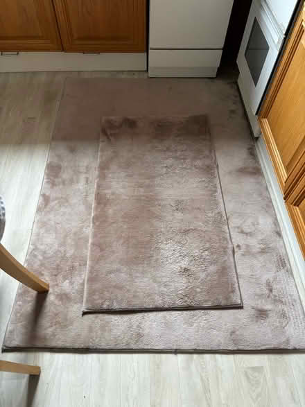 Photo of free 2 Mats Plush Pink/Beige (AB10) #1