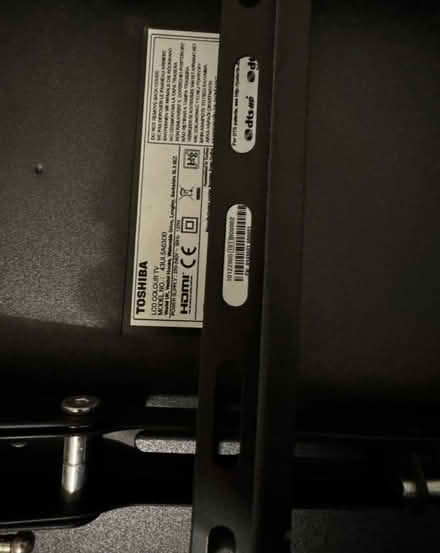 Photo of free 40” tv (Plaistow E13) #3