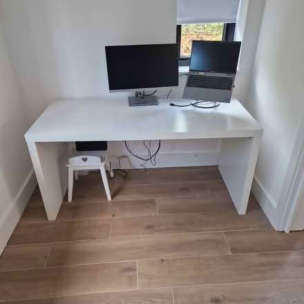 Photo of free ikea desk (Epsom KT17) #1