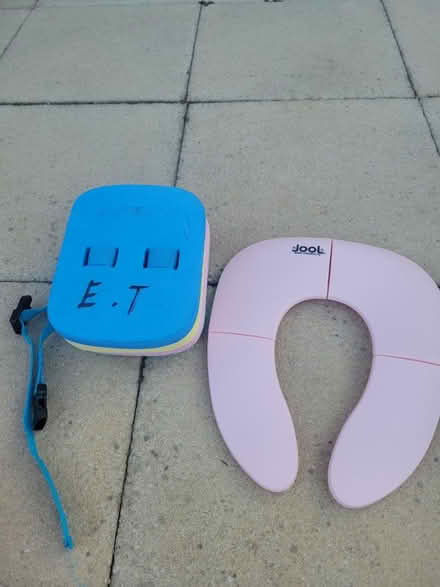Photo of free Swim Float & Folding Toilet Seat (Edwalton NG12) #1