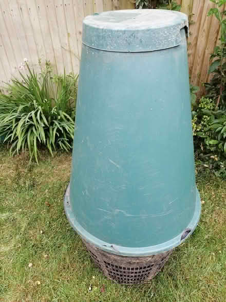 Photo of free Compost bin (Leybourne, w/m ,ME19) #1