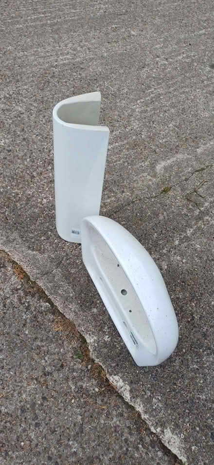 Photo of free Sink - not been used (Hough CW2) #2