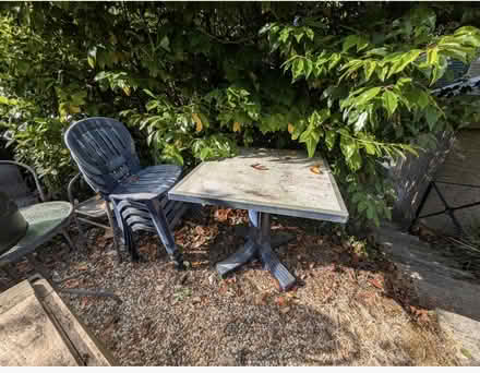 Photo of free Garden table and chairs (Bh48ab) #1