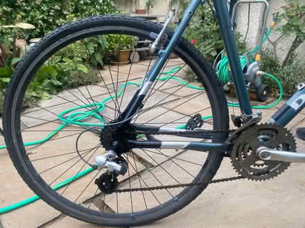 Photo of free Hybrid bike- needs repair (Wimbledon chase SW20) #2