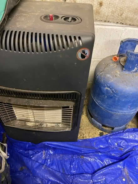 Photo of free Butane Gas heater and gas cannister (Northolt UB5) #2