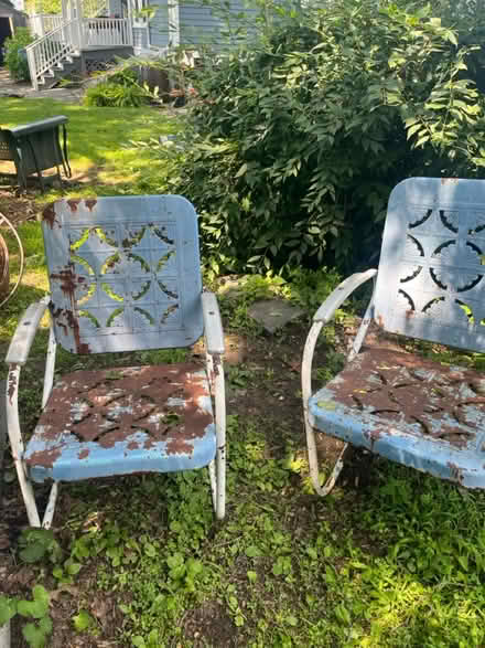 Photo of free Mid-c Modern “project” chairs (Kingston, NY) #1