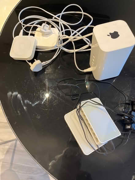 Photo of free A selection of Apple products (Weybridge KT13) #1