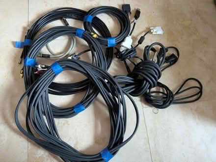 Photo of free AV leads cables s-video stereo vga (Clayfield Copse RG4) #1