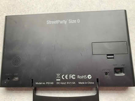 Photo of free iPod dock (Southport PR9) #2