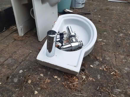 Photo of free Small corner sink and toilet (Harrold. MK43) #1