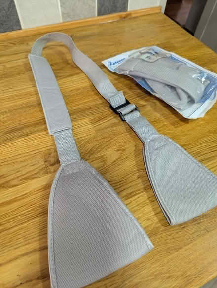 Photo of free Medium Arm Sling Grey NEW (Grangeway area NN10) #1