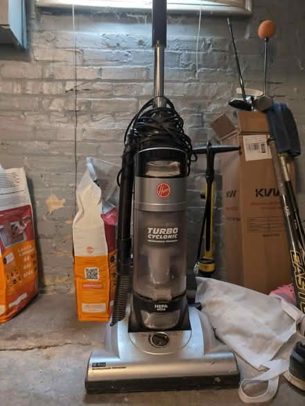 Photo of free Hoover upright vacuum (Petworth/Brightwood) #1