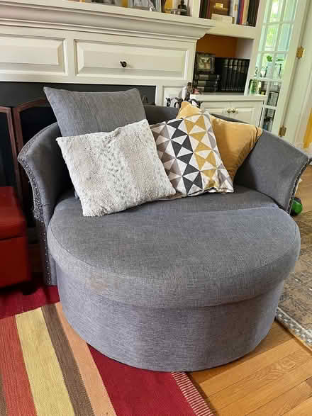 Photo of free Fun round gray chair (NW DC - Crestwood 20011) #1