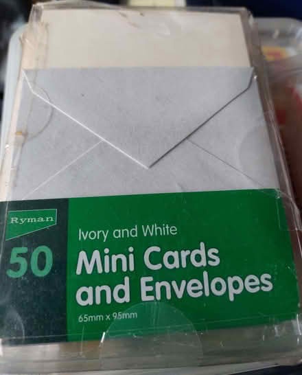 Photo of free Pack of mini cards and envelopes (Netherley L27) #1