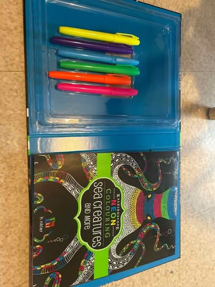 Photo of free Neon colouring book (Ip33) #1