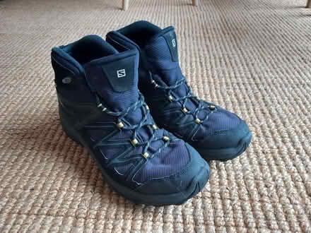 Photo of free Salomon men's hiking boots UK size 9.5 (EUR 44) (Scale Hall LA1) #1