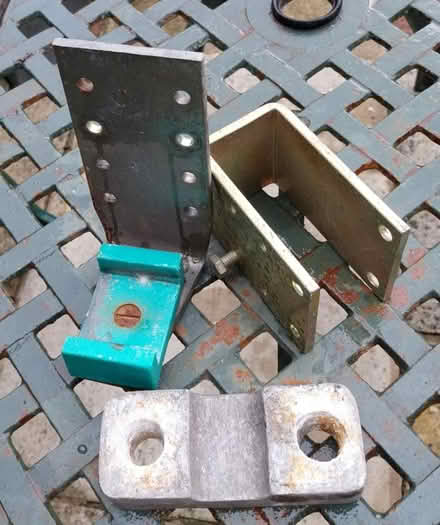 Photo of free Tow bar/Stabiliser items (Manchester M21 Chorlton) #1