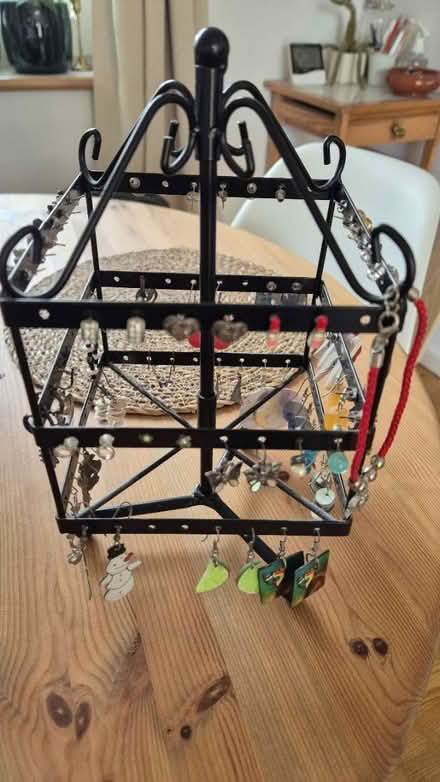Photo of free Earrings and stand (SE16) #2