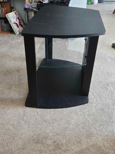 Photo of free TV stand (Tigard) #1