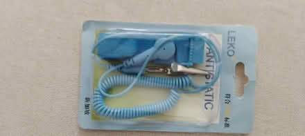 Photo of free Anti-static clip (Stockwell SW9) #1