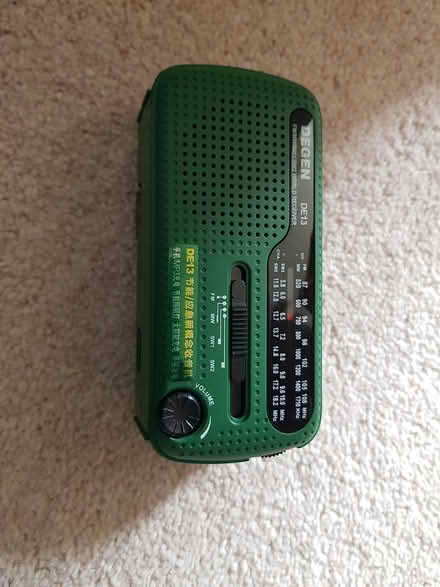 Photo of free Wind-up radio (Fairview GL52) #1