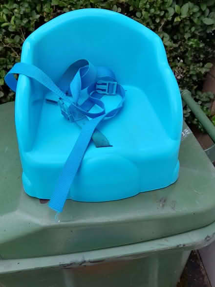 Photo of free high chair and baby seat (Dronfield S18) #2