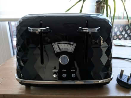 Photo of free 4 slot toaster (SE10, West Greenwich) #2