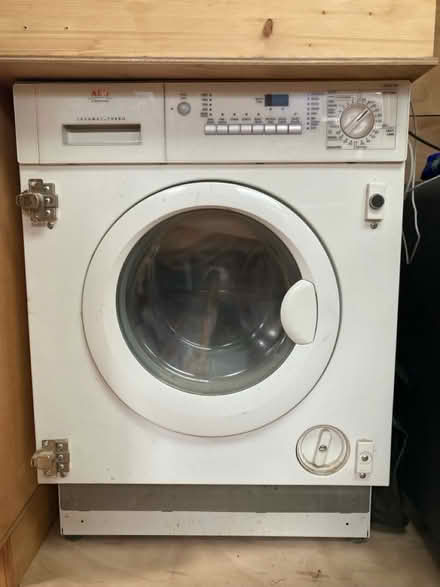 Photo of free AEG Lavamat Turbo Washer-Dryer (Haggerston (E8)) #1