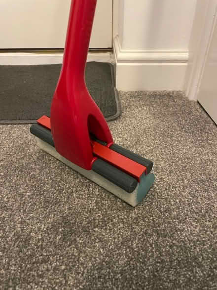 Photo of free Floor mop with brand new mop head (Wellesbourne CV35) #1