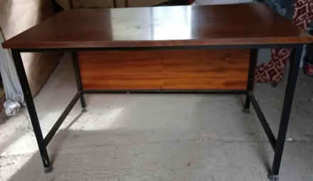 Photo of free Office desk (Wycombe HP13) #1