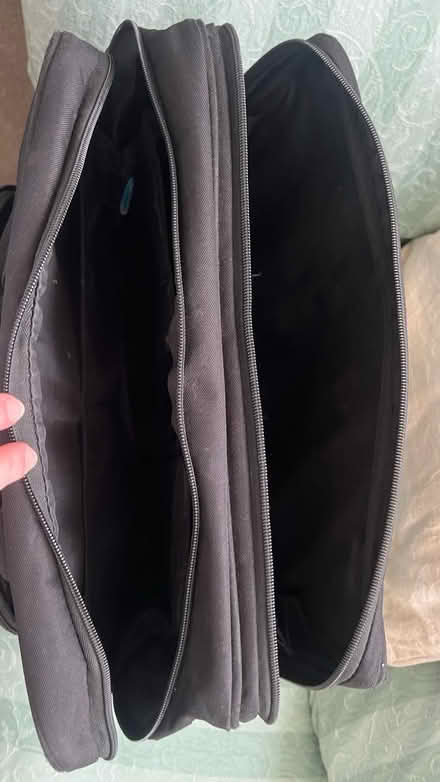 Photo of free Tripp Laptop Bag (BN3) #3