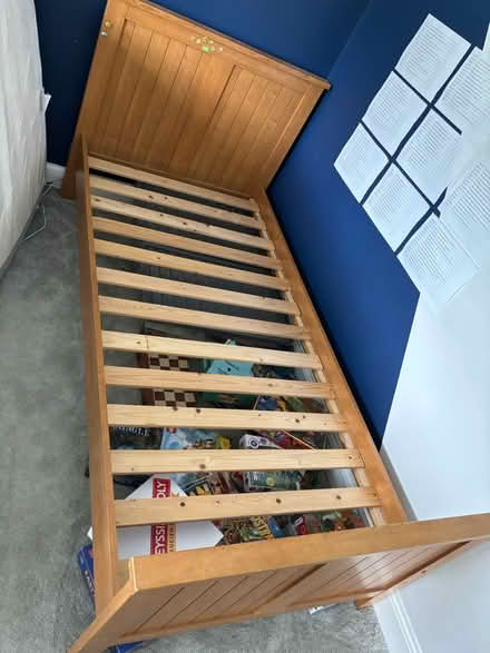 Photo of free Single bed plus mattress (Watford WD17) #1