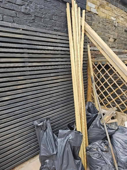 Photo of free 2mt long wood (Greenwich SE10) #1