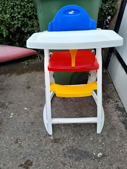 Photo of free high chair and baby seat (Dronfield S18) #1