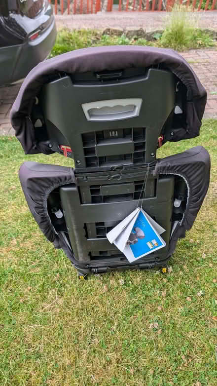 Photo of free Maxi Cosi car seat (Primley Park LS17) #3
