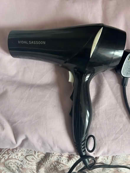 Photo of free Vidal Sassoon hairdryer (Bath) #1