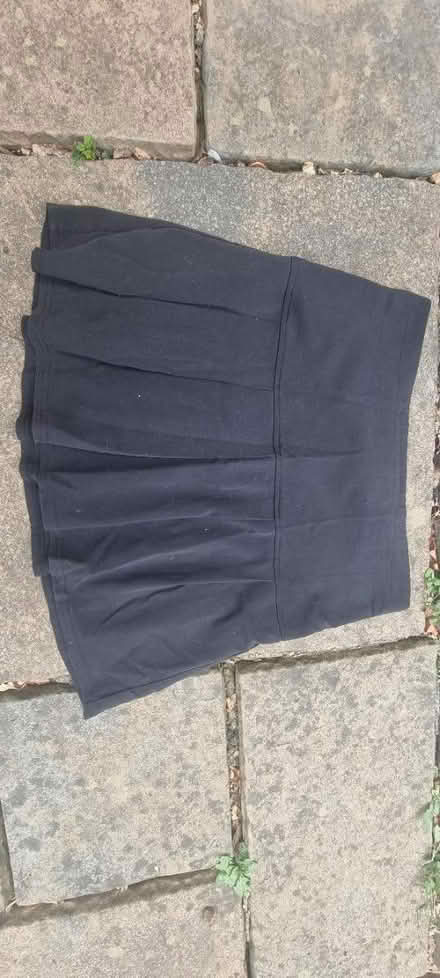 Photo of free 1 x Sz 32 waist 1x sz12 (Tilehurst, Reading) #1