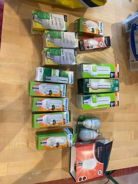 Photo of free So many light bulbs - all modern (Horsham RH13) #1